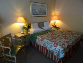 Spa and Wellness Hotel Fit - H�v�z, Francia�gyas szoba