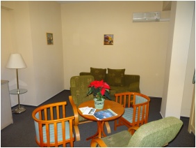 Ny�ron - CE Hotel Fit
