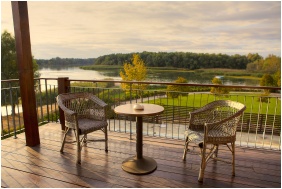 Tisza Balneum Thermal Hotel - Tiszafured, Familienzimmer