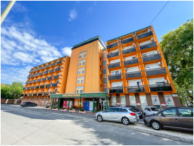 �p�let, Tisza Sport Hotel, Szeged