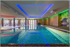 Teniszp�lya, T� Wellness Hotel, B�nk