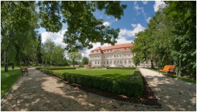 Castle Hotel La Contessa, Entrance - Szilvasvarad