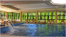 Under water massage, Castle Hotel La Contessa, Szilvasvarad
