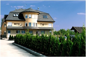 Wellness Hotel M, Cladire