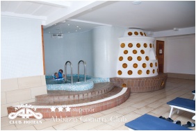 Jacuzzi, Abbazia Country Club, Nemesnep