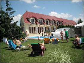Kert, Bajor Panzió Aparthotel, Bük, Bükfürdô
