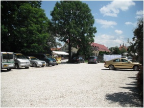 Parkoló, Bajor Panzió Aparthotel, Bük, Bükfürdô