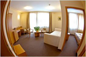 Granada Konferencia Wellness és Sport Hotel,