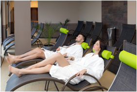 Nyugágyak, Greenfield Hotel Golf & Spa, Bük, Bükfürdô