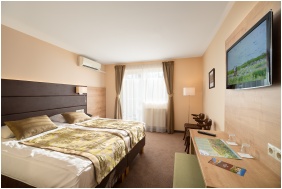 Standard szoba, Hotel Honti, Visegrád