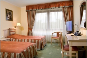 Superior room, Hotel Kalvaria, Gyor