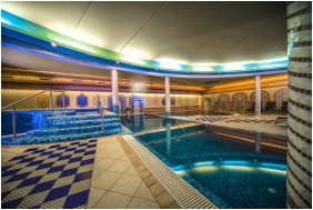 Élménymedence - Hotel Kapitány Superior Wellness
