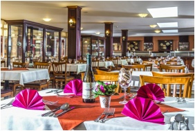 Reggelizőterem, Hotel Kapitány Superior Wellness, Sümeg