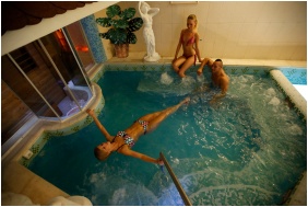 Hotel Korona Wellness, Rendezvény & Borhotel Eger, Eger, Élménymedence