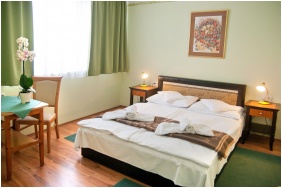 Comfort háromágyas szoba - Majerik Hotel
