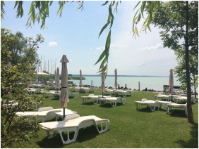 - Hotel Marina-Port