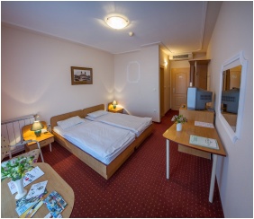 Platn Hotel Debrecen, Standard szoba