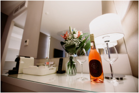 The Hotel Unforgettable - Hotel Tiliana by Homoky Hotels, Budapest,