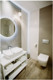The Hotel Unforgettable - Hotel Tiliana by Homoky Hotels, - Budapest