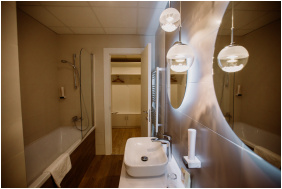 The Hotel Unforgettable - Hotel Tiliana by Homoky Hotels, Budapest,