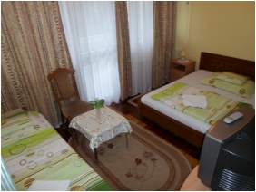 Panorama Guesthouse, Twin room - Miskolctapolca