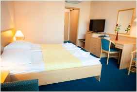 Standard room, SunGarden Wellness & Conference Hotel, Siofok