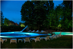 Wellness Hotel Szindbád , Úszómedence